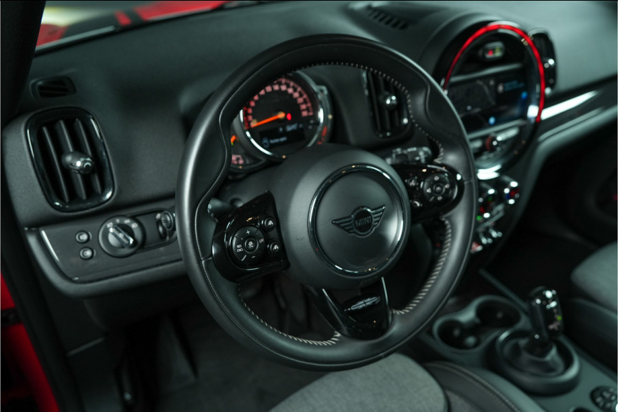 MINI Countryman 1.5 Cooper | Volledig uitgerust | Panorama | H/K | Adaptief Cruise