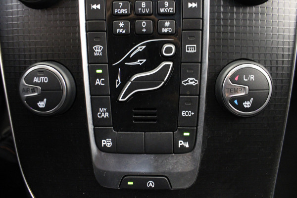Volvo V40 1.5 T3 Polar+ Sport |Pano|Stoelverwarming|Trekhaak|