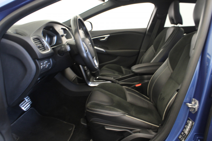 Volvo V40 1.5 T3 Polar+ Sport |Pano|Stoelverwarming|Trekhaak|