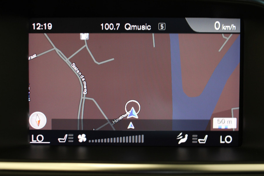 Volvo V40 1.5 T3 Polar+ Sport |Pano|Stoelverwarming|Trekhaak|