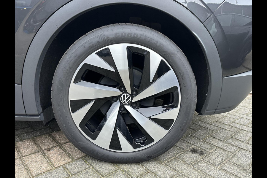 Volkswagen ID.4 Pro 77 kWh COMPLETE AUTO|WARMTEPOMP| SPORTSTOELEN| ELEK. STOELEN MET MEMORY + MASSAGE| ELEK. TREKHAAK| ELEK. ACHTERKLEP| 360 CAMERA VOORRUITVERWARMING| PANO|