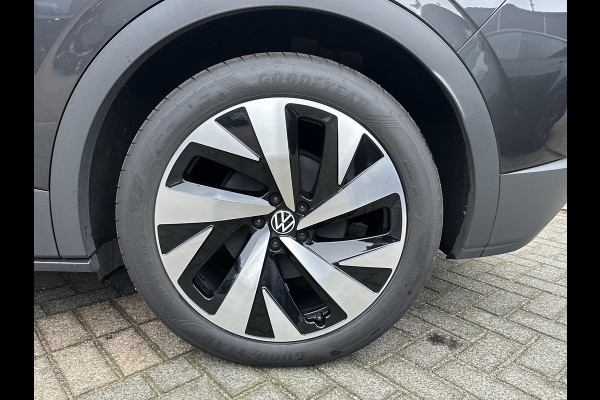 Volkswagen ID.4 Pro 77 kWh COMPLETE AUTO|WARMTEPOMP| SPORTSTOELEN| ELEK. STOELEN MET MEMORY + MASSAGE| ELEK. TREKHAAK| ELEK. ACHTERKLEP| 360 CAMERA VOORRUITVERWARMING| PANO|