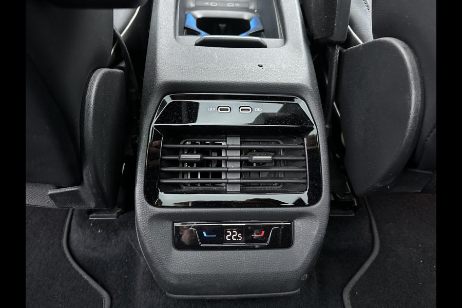 Volkswagen ID.4 Pro 77 kWh COMPLETE AUTO|WARMTEPOMP| SPORTSTOELEN| ELEK. STOELEN MET MEMORY + MASSAGE| ELEK. TREKHAAK| ELEK. ACHTERKLEP| 360 CAMERA VOORRUITVERWARMING| PANO|