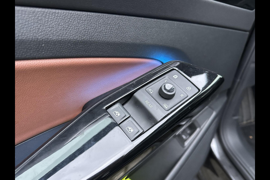 Volkswagen ID.4 Pro 77 kWh COMPLETE AUTO|WARMTEPOMP| SPORTSTOELEN| ELEK. STOELEN MET MEMORY + MASSAGE| ELEK. TREKHAAK| ELEK. ACHTERKLEP| 360 CAMERA VOORRUITVERWARMING| PANO|