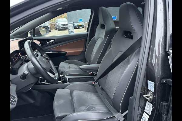 Volkswagen ID.4 Pro 77 kWh COMPLETE AUTO|WARMTEPOMP| SPORTSTOELEN| ELEK. STOELEN MET MEMORY + MASSAGE| ELEK. TREKHAAK| ELEK. ACHTERKLEP| 360 CAMERA VOORRUITVERWARMING| PANO|