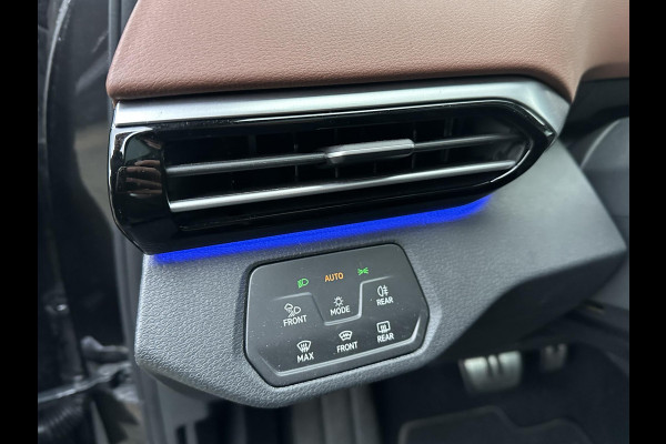 Volkswagen ID.4 Pro 77 kWh COMPLETE AUTO|WARMTEPOMP| SPORTSTOELEN| ELEK. STOELEN MET MEMORY + MASSAGE| ELEK. TREKHAAK| ELEK. ACHTERKLEP| 360 CAMERA VOORRUITVERWARMING| PANO|