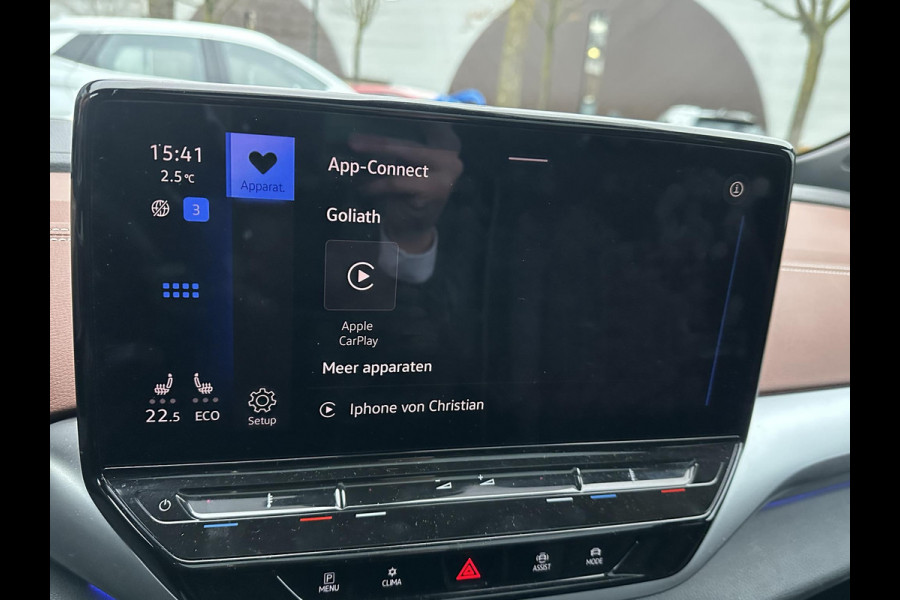 Volkswagen ID.4 Pro 77 kWh COMPLETE AUTO|WARMTEPOMP| SPORTSTOELEN| ELEK. STOELEN MET MEMORY + MASSAGE| ELEK. TREKHAAK| ELEK. ACHTERKLEP| 360 CAMERA VOORRUITVERWARMING| PANO|