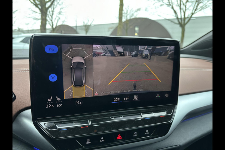 Volkswagen ID.4 Pro 77 kWh COMPLETE AUTO|WARMTEPOMP| SPORTSTOELEN| ELEK. STOELEN MET MEMORY + MASSAGE| ELEK. TREKHAAK| ELEK. ACHTERKLEP| 360 CAMERA VOORRUITVERWARMING| PANO|