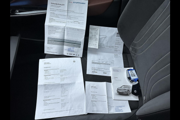 Volkswagen ID.4 Pro 77 kWh COMPLETE AUTO|WARMTEPOMP| SPORTSTOELEN| ELEK. STOELEN MET MEMORY + MASSAGE| ELEK. TREKHAAK| ELEK. ACHTERKLEP| 360 CAMERA VOORRUITVERWARMING| PANO|