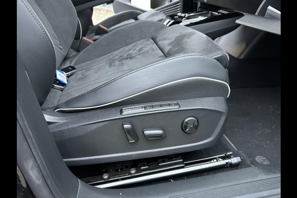 Volkswagen ID.4 Pro 77 kWh COMPLETE AUTO|WARMTEPOMP| SPORTSTOELEN| ELEK. STOELEN MET MEMORY + MASSAGE| ELEK. TREKHAAK| ELEK. ACHTERKLEP| 360 CAMERA VOORRUITVERWARMING| PANO|