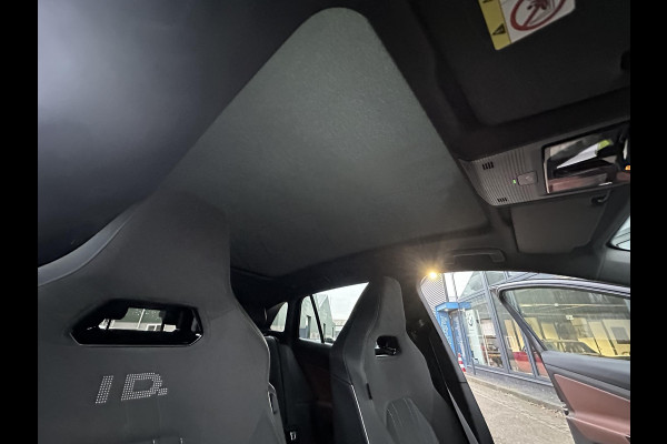 Volkswagen ID.4 Pro 77 kWh COMPLETE AUTO|WARMTEPOMP| SPORTSTOELEN| ELEK. STOELEN MET MEMORY + MASSAGE| ELEK. TREKHAAK| ELEK. ACHTERKLEP| 360 CAMERA VOORRUITVERWARMING| PANO|