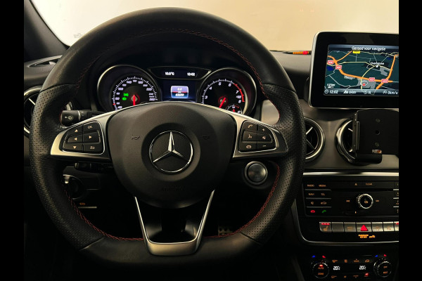 Mercedes-Benz GLA 180 / AMG / Clima / Stoelverwarming
