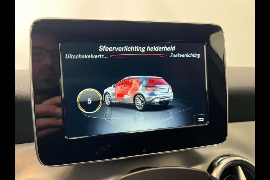 Mercedes-Benz GLA 180 / AMG / Clima / Stoelverwarming