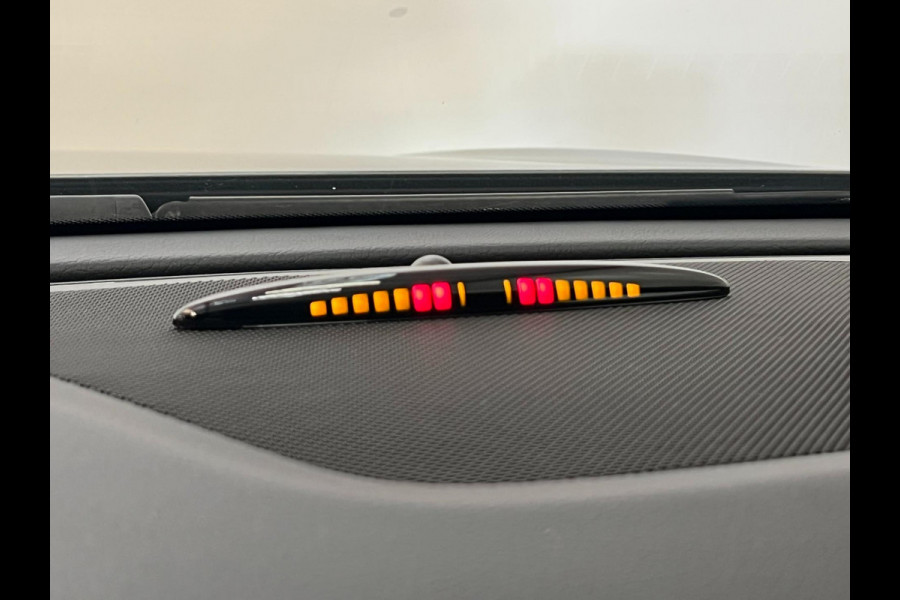 Mercedes-Benz GLA 180 / AMG / Clima / Stoelverwarming