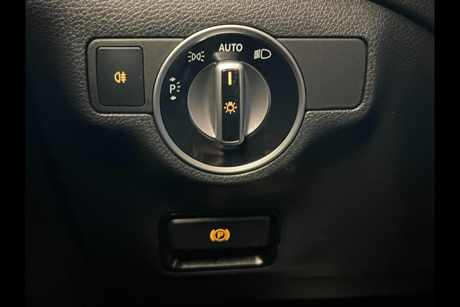 Mercedes-Benz GLA 180 / AMG / Clima / Stoelverwarming