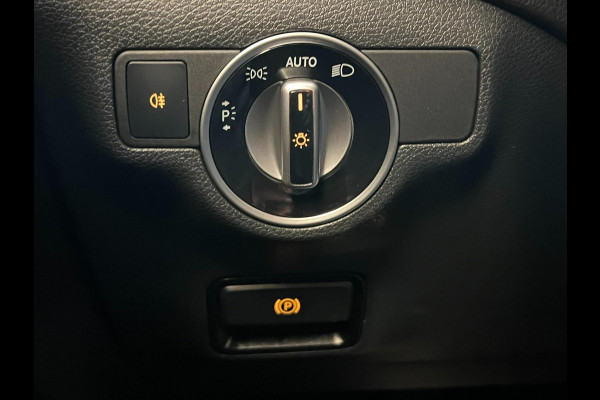Mercedes-Benz GLA 180 / AMG / Clima / Stoelverwarming