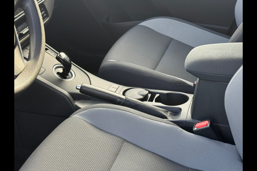 Toyota Auris 1.8 AUT Hybrid Now 1e Eigenaar|Dealer Onderhouden