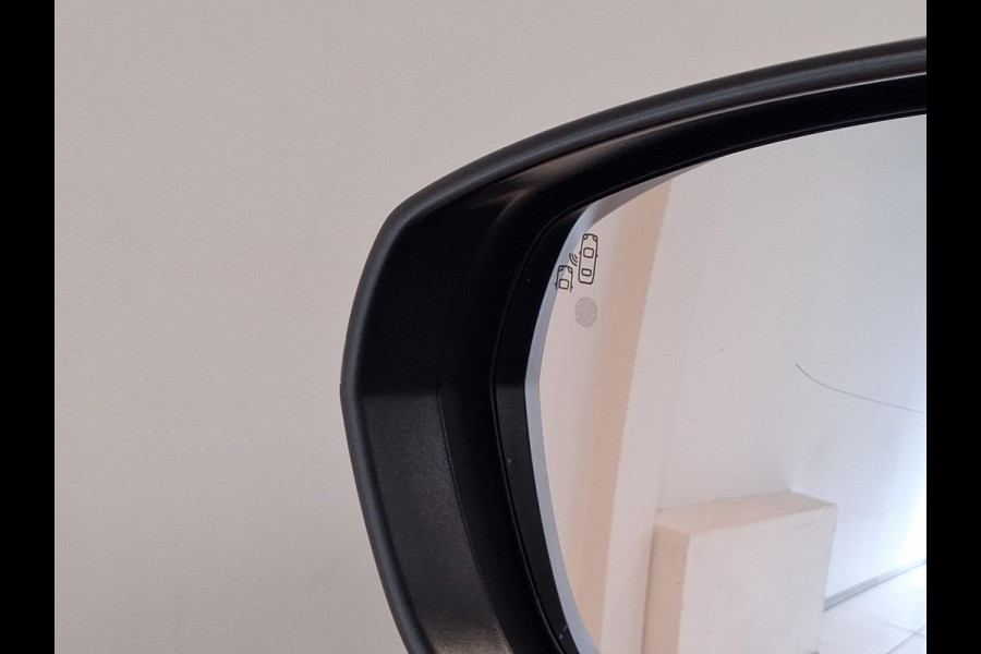 Peugeot 3008 1.6 HYbrid 225 Blue Lease GT Automaat | Leder | Navigatie | 360° Camera | Kofferklep elektrisch | Keyless Entry |