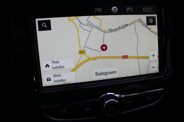 Opel Corsa 1.4 Favourite | NAVIGATIE | APPLE CARPLAY |
