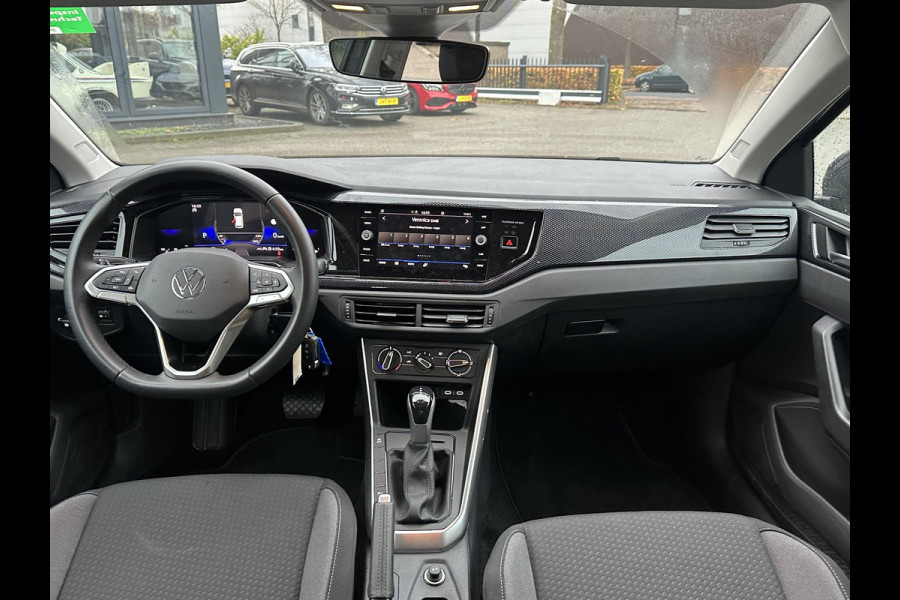 Volkswagen Polo 1.0 TSI Life 95PK | AUTOMAAT | CAMERA | APPLE/ANDROID CARPLAY | PDC VOOR + ACHTER | FABRIEKSGARANTIE TOT 02-2027 |