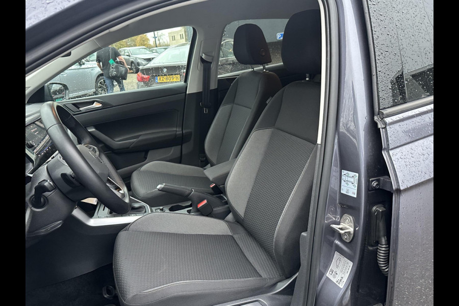 Volkswagen Polo 1.0 TSI Life 95PK | AUTOMAAT | CAMERA | APPLE/ANDROID CARPLAY | PDC VOOR + ACHTER | FABRIEKSGARANTIE TOT 02-2027 |