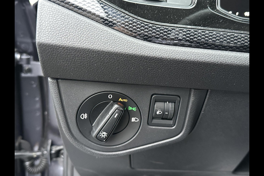 Volkswagen Polo 1.0 TSI Life 95PK | AUTOMAAT | CAMERA | APPLE/ANDROID CARPLAY | PDC VOOR + ACHTER | FABRIEKSGARANTIE TOT 02-2027 |