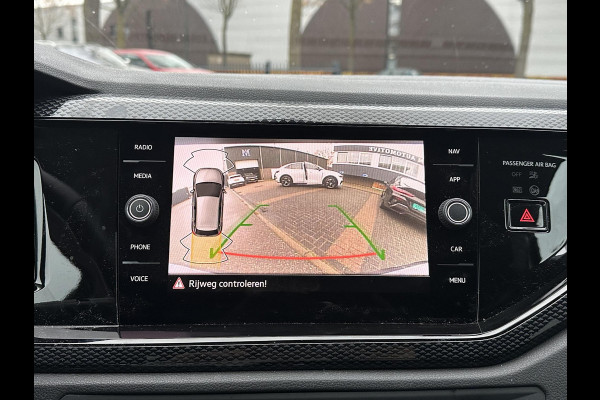 Volkswagen Polo 1.0 TSI Life 95PK | AUTOMAAT | CAMERA | APPLE/ANDROID CARPLAY | PDC VOOR + ACHTER | FABRIEKSGARANTIE TOT 02-2027 |