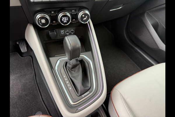 Renault Clio 1.6 E-Tech Hybrid 140 Initiale Paris - Navi groot - Leder - Camera - Org.NL