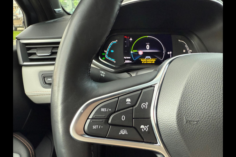 Renault Clio 1.6 E-Tech Hybrid 140 Initiale Paris - Navi groot - Leder - Camera - Org.NL