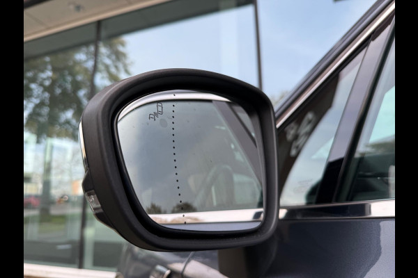 Renault Clio 1.6 E-Tech Hybrid 140 Initiale Paris - Navi groot - Leder - Camera - Org.NL