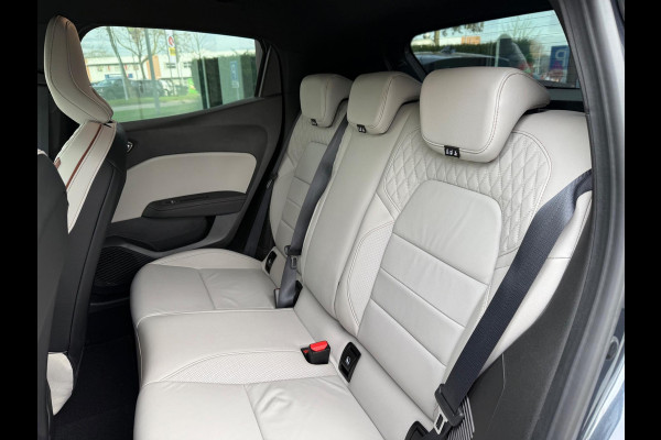 Renault Clio 1.6 E-Tech Hybrid 140 Initiale Paris - Navi groot - Leder - Camera - Org.NL