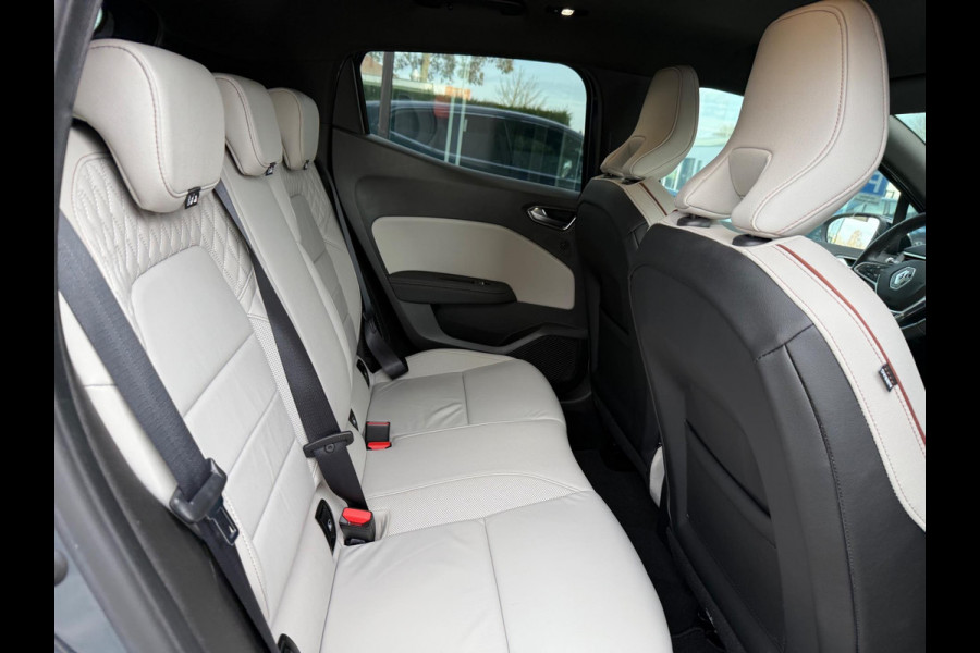 Renault Clio 1.6 E-Tech Hybrid 140 Initiale Paris - Navi groot - Leder - Camera - Org.NL