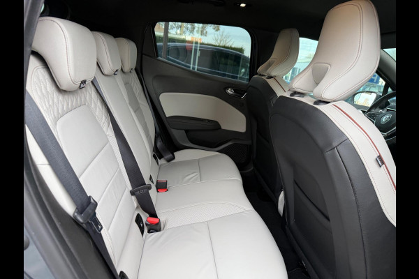 Renault Clio 1.6 E-Tech Hybrid 140 Initiale Paris - Navi groot - Leder - Camera - Org.NL