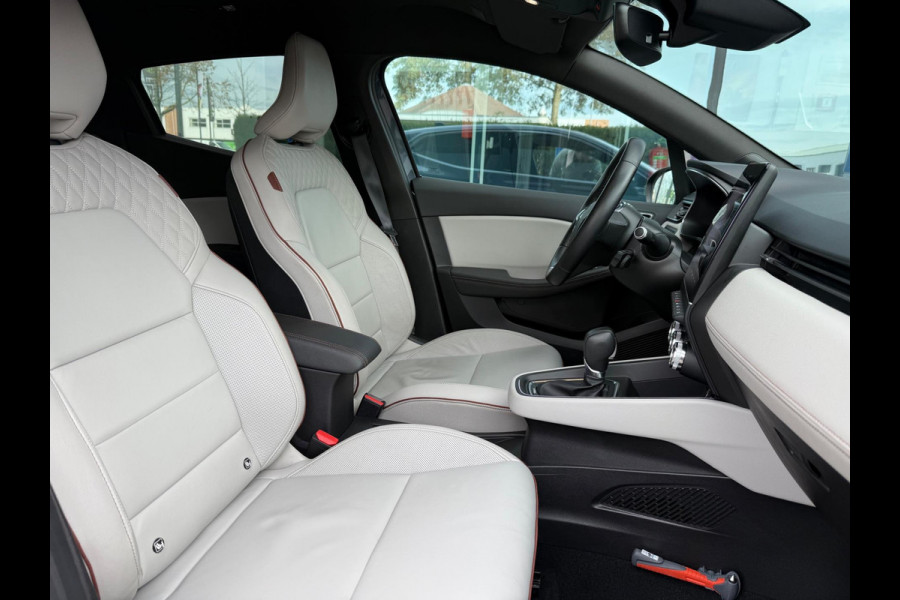 Renault Clio 1.6 E-Tech Hybrid 140 Initiale Paris - Navi groot - Leder - Camera - Org.NL