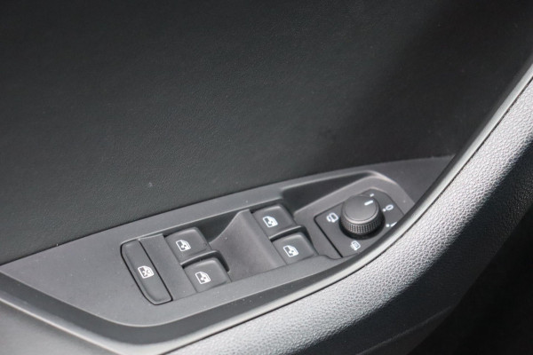 Škoda Kodiaq 1.5 TSI Bus.Ed. Plus org.NL digitaal-dashb, stuurhulp camera's trekhaak el.klep stuur+stoelverw.