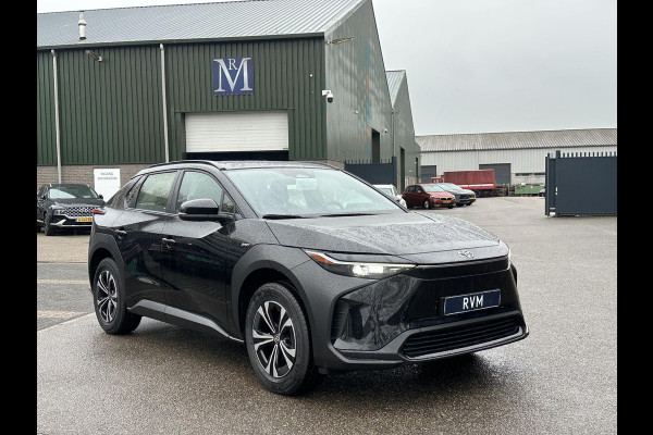 Toyota Bz4x Comfort 71 kWh 3 FASE| NIEUWE AUTO!!| 10 JAAR VOLLEDIGE FABRIEKSGARANTIE TOYOTA!| WARMTEPOMP| ADAPTIVE CRUISE| ACHTERUITRIJ CAMERA|