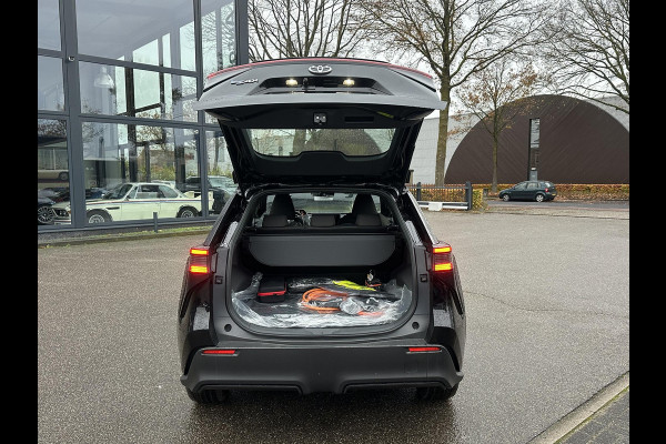 Toyota Bz4x Comfort 71 kWh 3 FASE| NIEUWE AUTO!!| 10 JAAR VOLLEDIGE FABRIEKSGARANTIE TOYOTA!| WARMTEPOMP| ADAPTIVE CRUISE| ACHTERUITRIJ CAMERA|