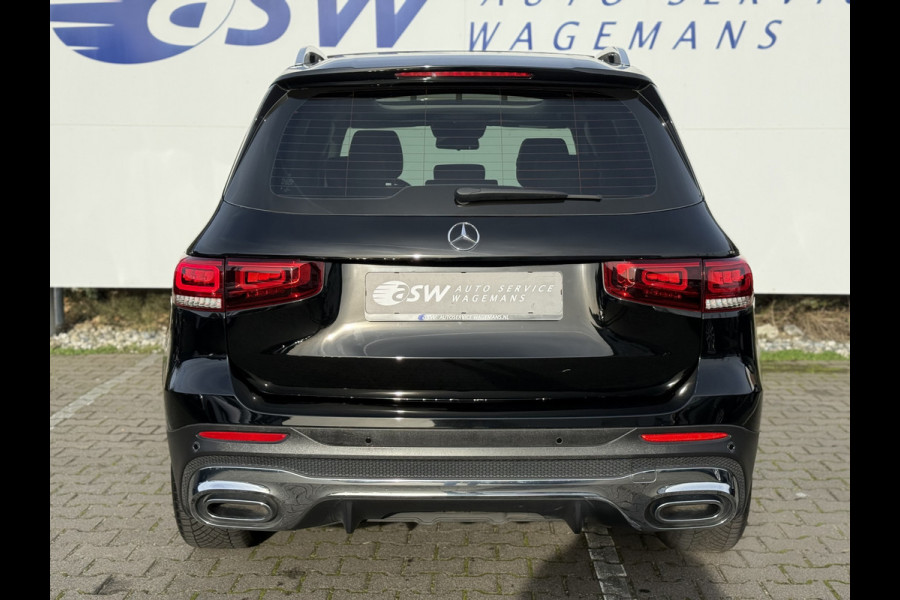 Mercedes-Benz Glb 200 Business Solution AMG | Pano | Trekhaak | Navi | Camera | LED | DAB+