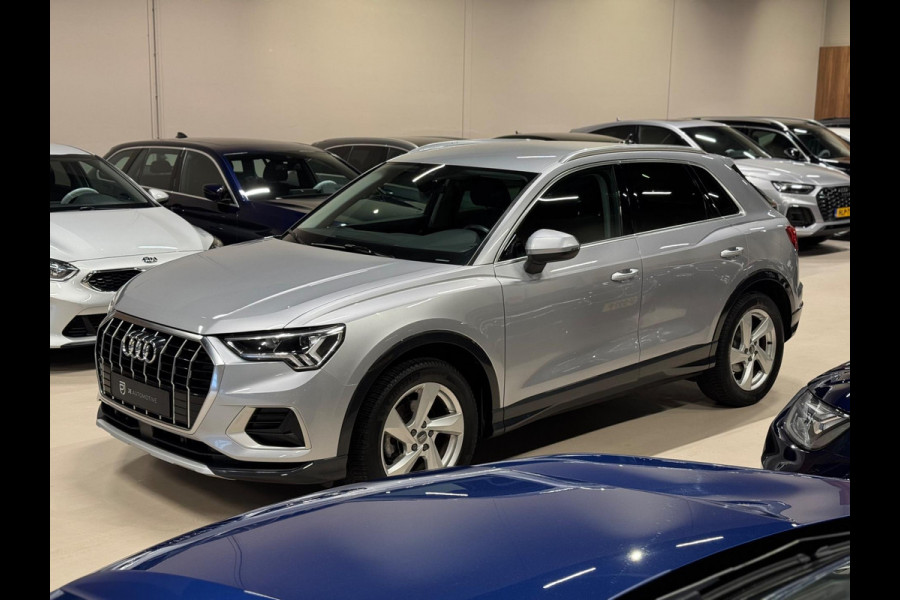 Audi Q3 35 TFSI Pro Line business, Apple Carplay, Matrix, ACC, Android Auto, Blind Spot, Camera, Volledig Onderhouden