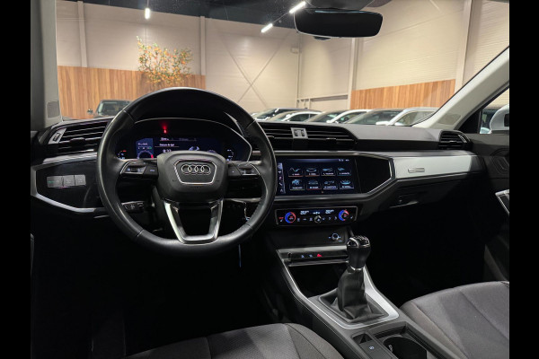 Audi Q3 35 TFSI Pro Line business, Apple Carplay, Matrix, ACC, Android Auto, Blind Spot, Camera, Volledig Onderhouden