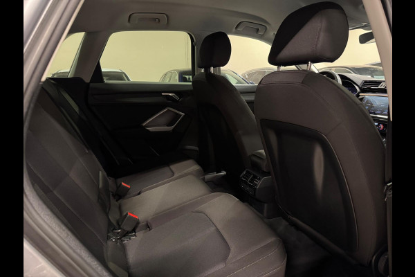 Audi Q3 35 TFSI Pro Line business, Apple Carplay, Matrix, ACC, Android Auto, Blind Spot, Camera, Volledig Onderhouden