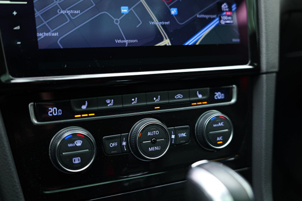 Volkswagen Golf 2.0 TSI GTI Performance |Pano|Leder|Keyless|DynAudio|Carplay|