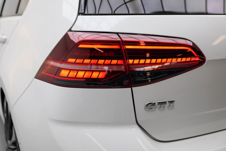 Volkswagen Golf 2.0 TSI GTI Performance |Pano|Leder|Keyless|DynAudio|Carplay|