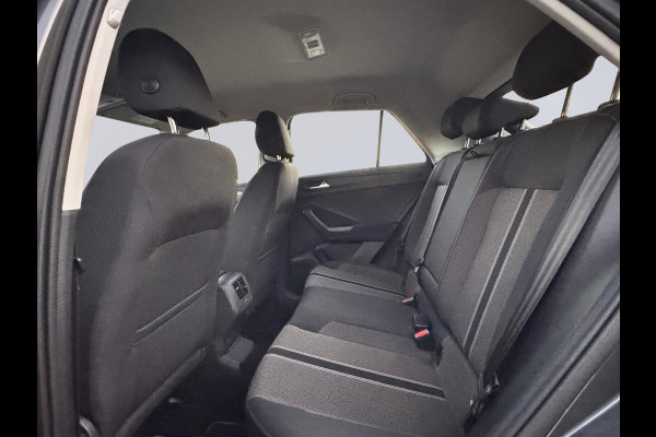 Volkswagen T-Roc 1.0 TSI Style Business plus, climaat controle, 17 inch, navigatie, luxe uitvoering, 1 e eigenaar, NL auto met nap