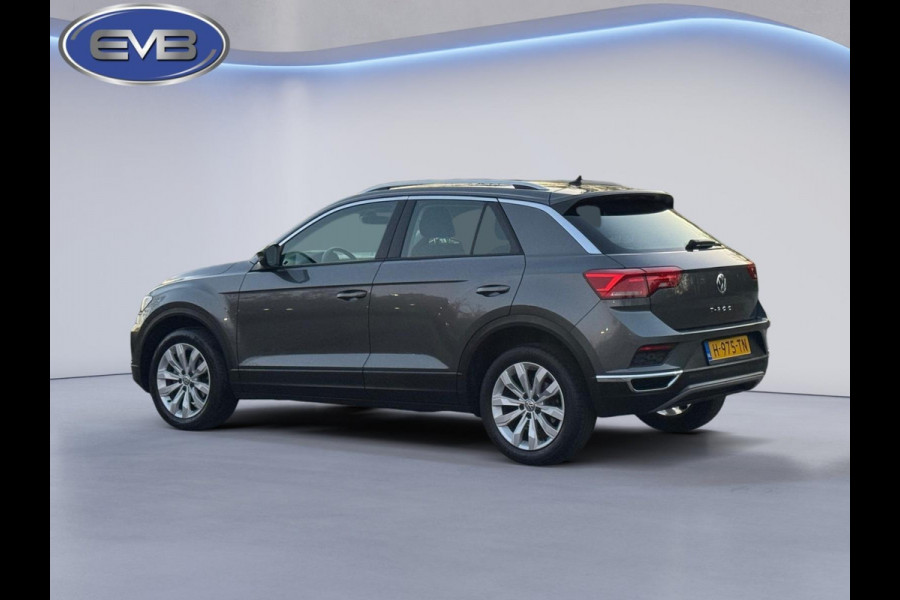 Volkswagen T-Roc 1.0 TSI Style Business plus, climaat controle, 17 inch, navigatie, luxe uitvoering, 1 e eigenaar, NL auto met nap