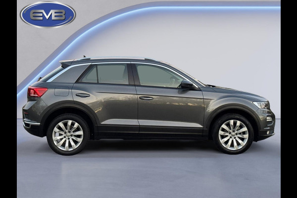 Volkswagen T-Roc 1.0 TSI Style Business plus, climaat controle, 17 inch, navigatie, luxe uitvoering, 1 e eigenaar, NL auto met nap