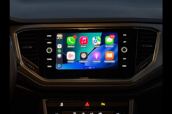 Volkswagen T-Roc 1.0 TSI Style Business plus, climaat controle, 17 inch, navigatie, luxe uitvoering, 1 e eigenaar, NL auto met nap