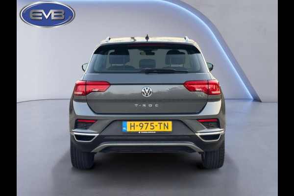 Volkswagen T-Roc 1.0 TSI Style Business plus, climaat controle, 17 inch, navigatie, luxe uitvoering, 1 e eigenaar, NL auto met nap