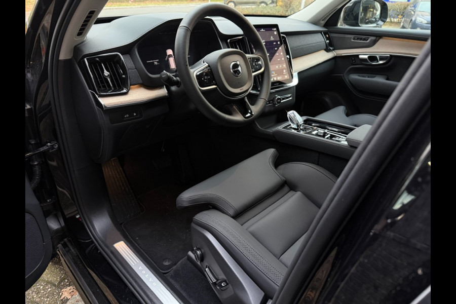 Volvo XC90 T8 Hybride Plus Dark 21 inch 7 Zits All Black 455pk 360 camera