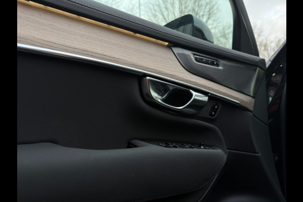 Volvo XC90 T8 Hybride Plus Dark 21 inch 7 Zits All Black 455pk 360 camera